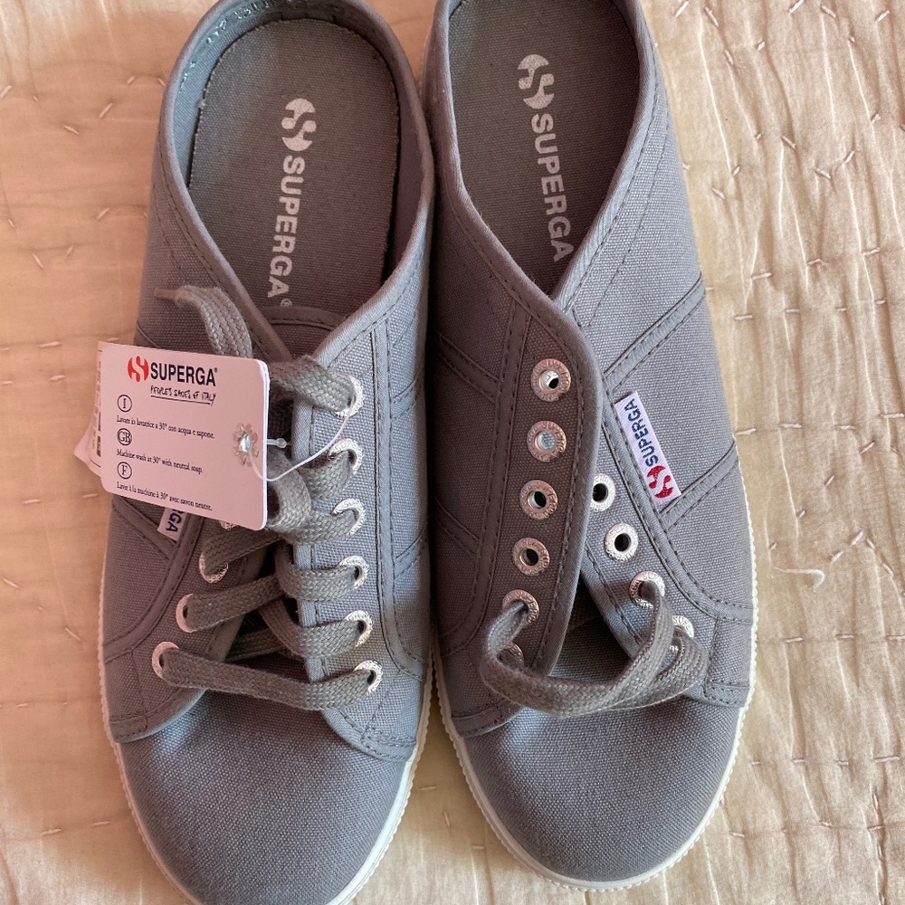 Superga (NWT) slide sneaker (8.5/39.5)